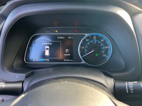 Used 2023 Nissan Leaf SV Plus image 21