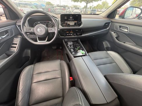Used 2021 Nissan Rogue SL w/ Premium Package FWD image 7