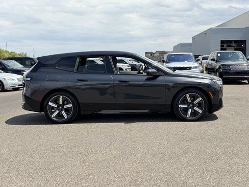 Used 2022 BMW iX xDrive50 w/ Premium Package AWD/4WD image 5