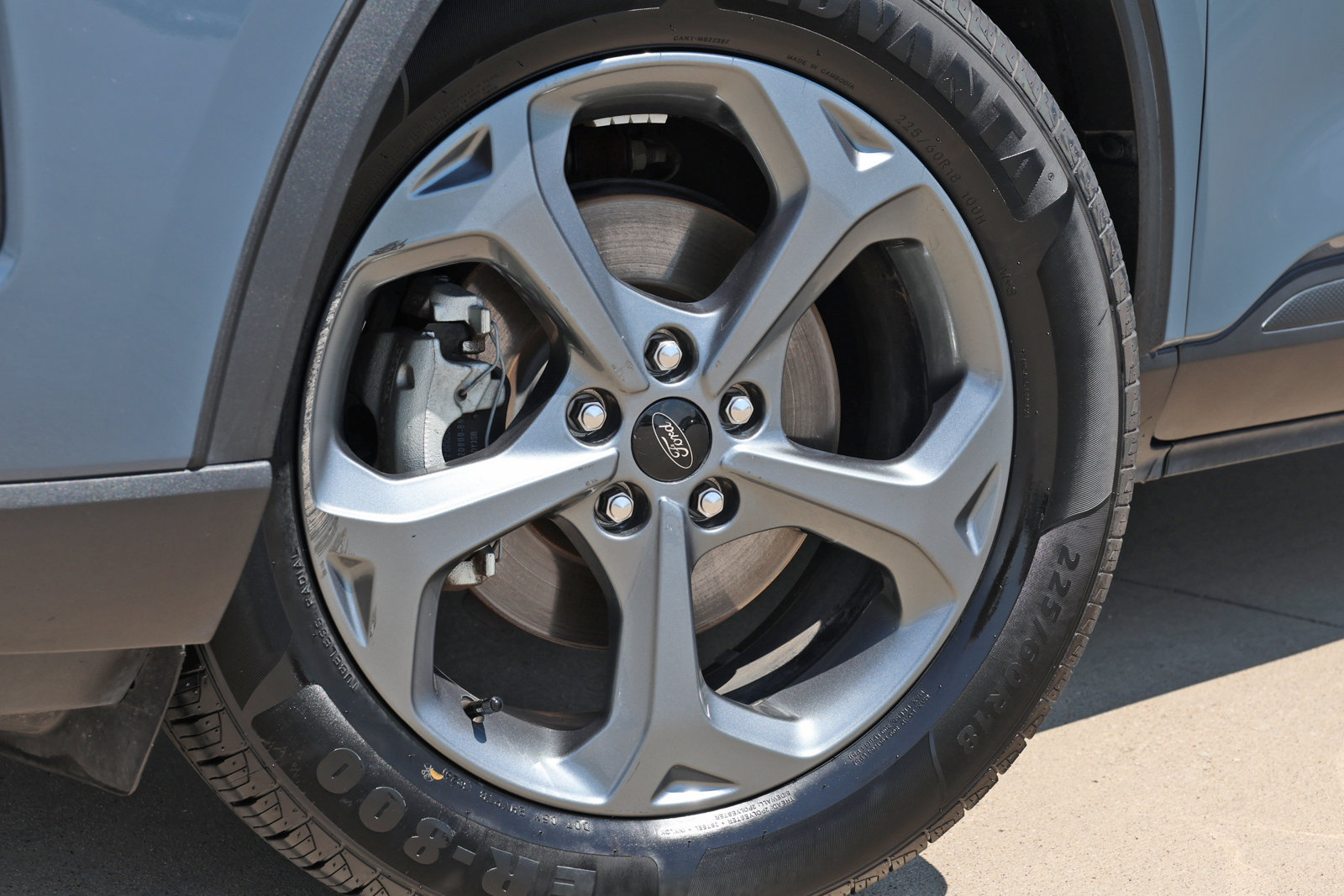 Used 2025 Ford Escape ST-Line Select AWD/4WD image 12