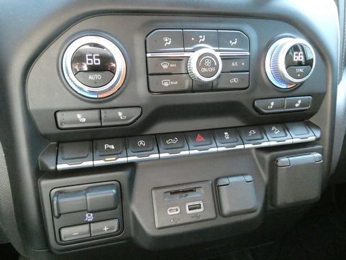 Certified 2021 Chevrolet Silverado 1500 RST w/ All Star Edition Plus AWD/4WD image 21