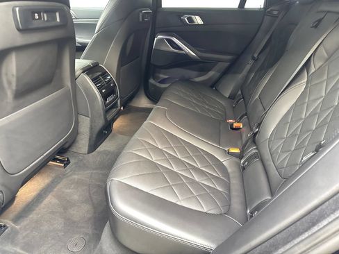Used 2023 BMW X6 xDrive40i w/ M Sport Package AWD/4WD image 34