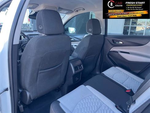 Used 2021 Chevrolet Equinox LS w/ LS Convenience Package image 26