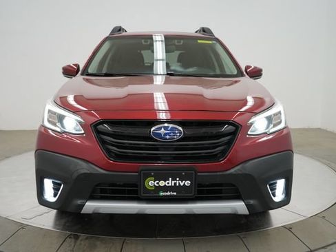 Used 2022 Subaru Outback Limited AWD/4WD image 2