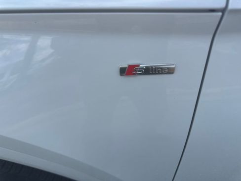 Used 2025 Audi Q5 2.0T Premium image 4