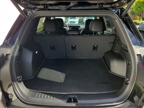 New 2027 GMC Terrain Elevation w/ Elevation Premium Package FWD image 9