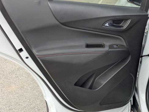 Used 2023 Chevrolet Equinox RS w/ LPO, Cargo Package image 14