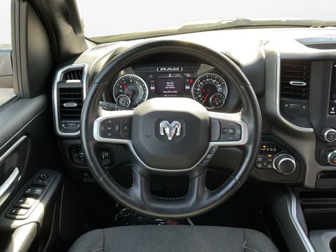 Used 2021 RAM 1500 Big Horn AWD/4WD image 12