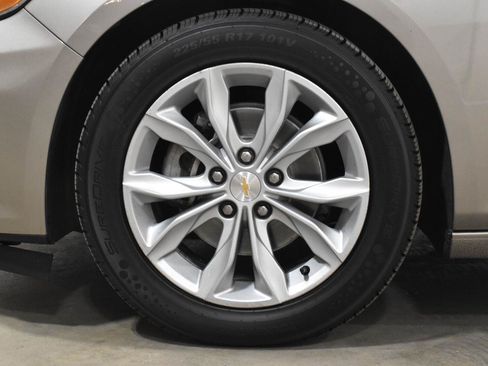 Used 2025 Chevrolet Malibu LT FWD image 31