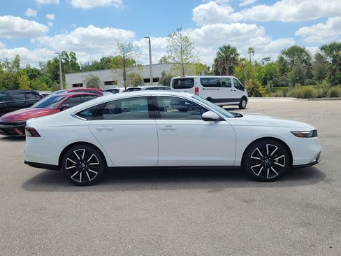 New 2026 Honda Accord Touring image 8