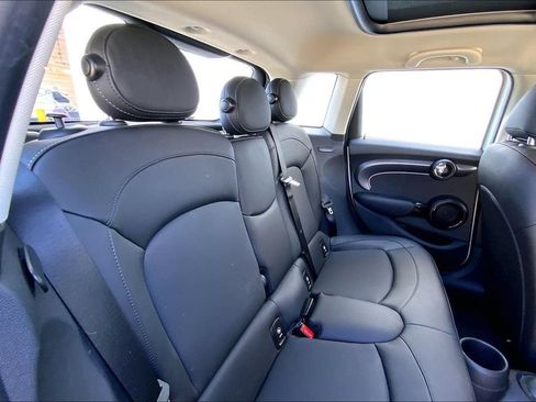 Certified 2024 MINI Cooper 4-Door Hardtop FWD image 29