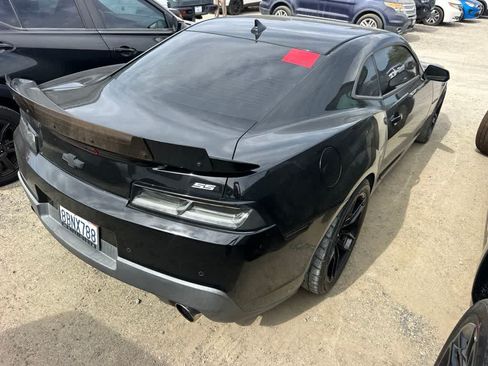 Used 2015 Chevrolet Camaro SS w/ LPO, Black Appearance Package RWD image 3