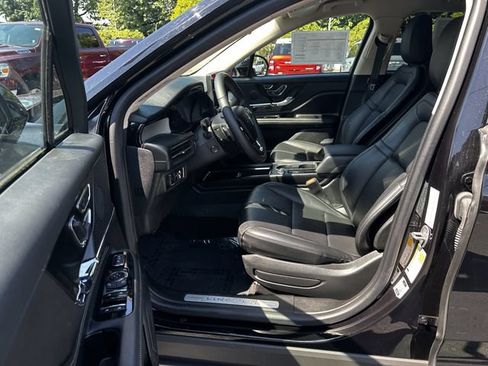 Certified 2024 Lincoln Corsair AWD w/ Equipment Group 101A image 19