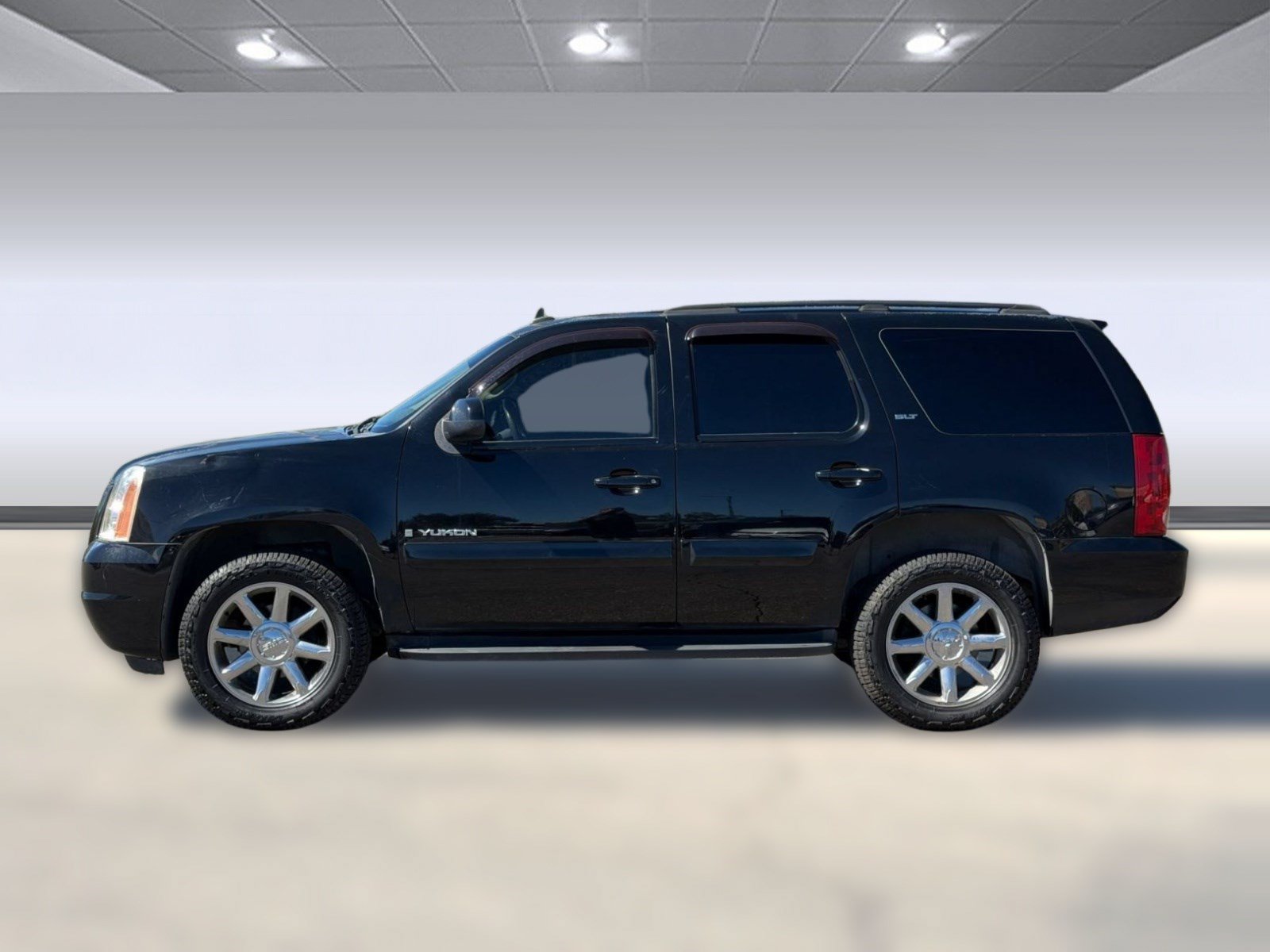 Used 2007 GMC Yukon SLT w/ SLT Preferred Equipment Group AWD/4WD image 2