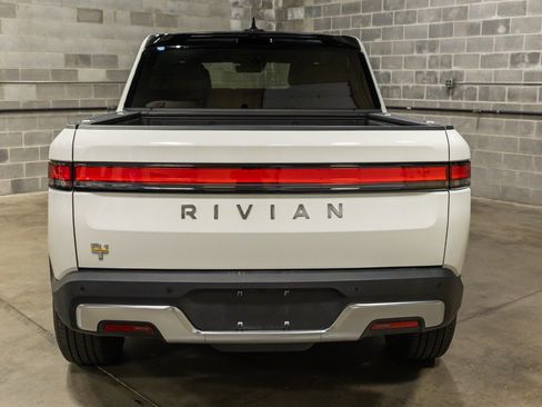 Used 2022 Rivian R1T Adventure AWD/4WD image 22