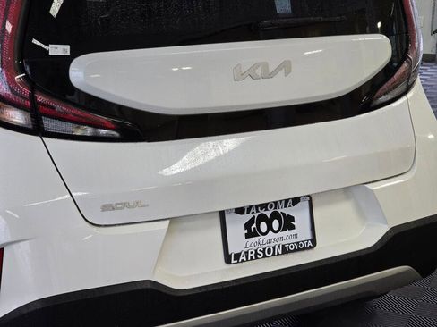 Used 2024 Kia Soul LX w/ Option Group 015 image 12