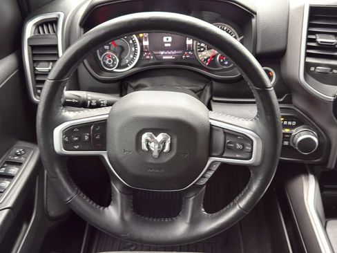 Used 2020 RAM 1500 Big Horn AWD/4WD image 9