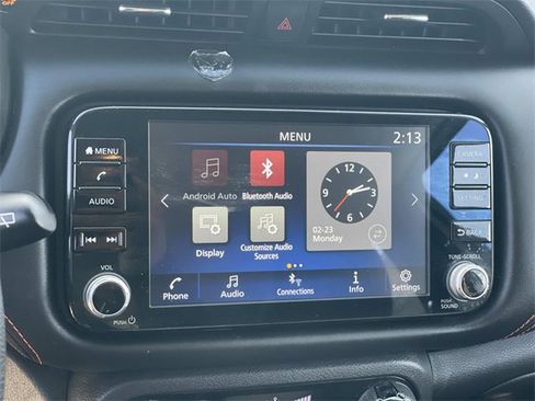 Used 2021 Nissan Kicks SR w/ Exterior Package image 11