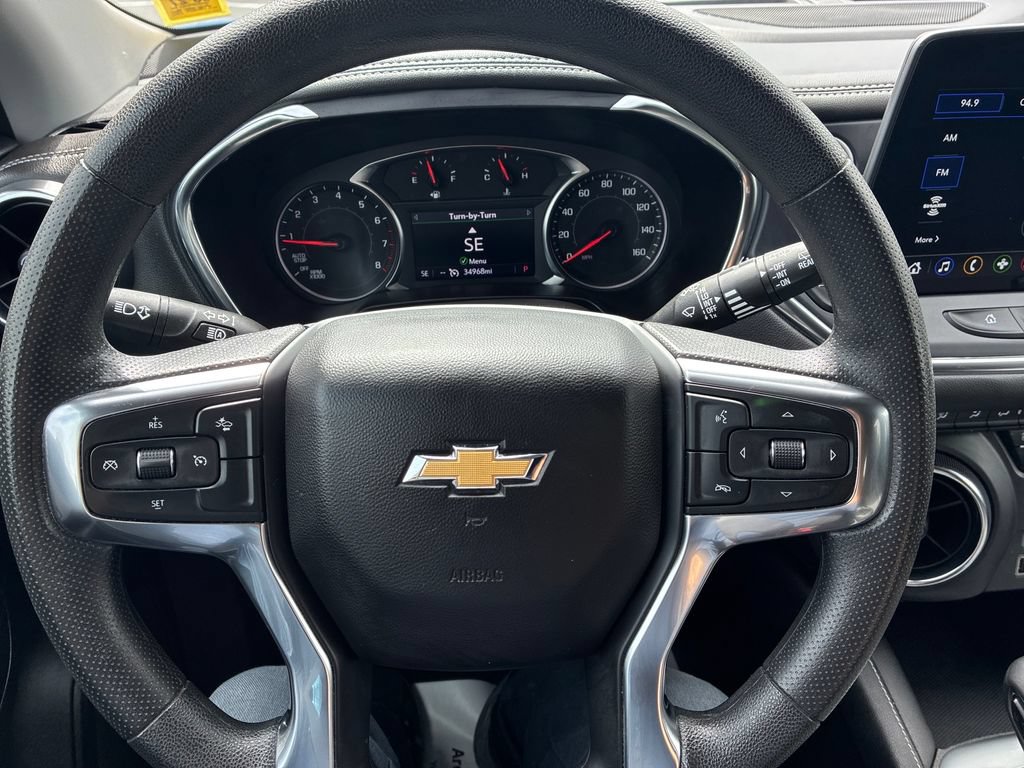Used 2025 Chevrolet Blazer LT AWD/4WD image 14