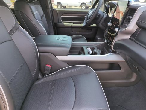 New 2025 RAM 2500 Laramie image 19