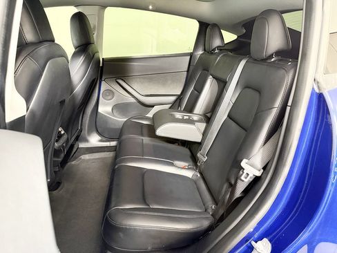 Used 2022 Tesla Model Y Performance AWD/4WD image 35