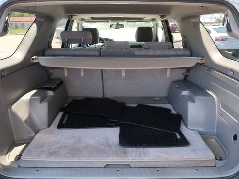 Used 2004 Toyota 4Runner SR5 RWD image 12