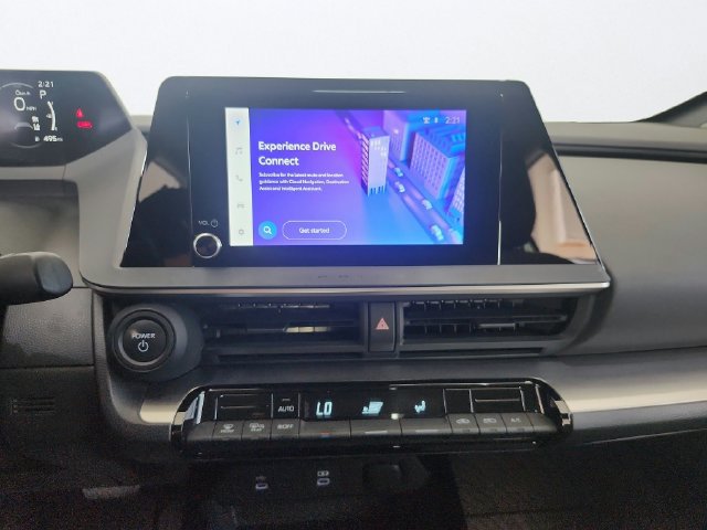 Used 2024 Toyota Prius LE AWD/4WD image 16