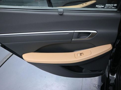 New 2025 Hyundai Sonata Limited image 22