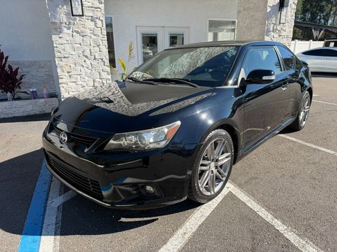 Used 2013 Scion tC image 3