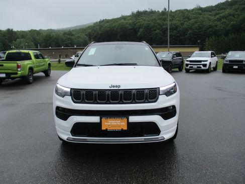 Certified 2023 Jeep Compass High Altitude AWD/4WD image 2