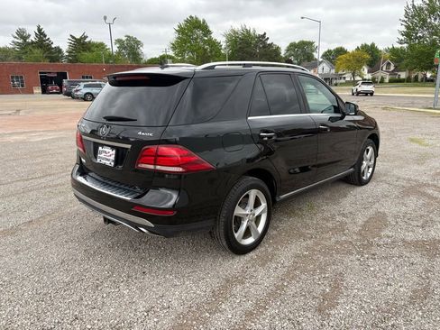 Used 2016 Mercedes-Benz GLE 350 4MATIC w/ Premium Package image 3