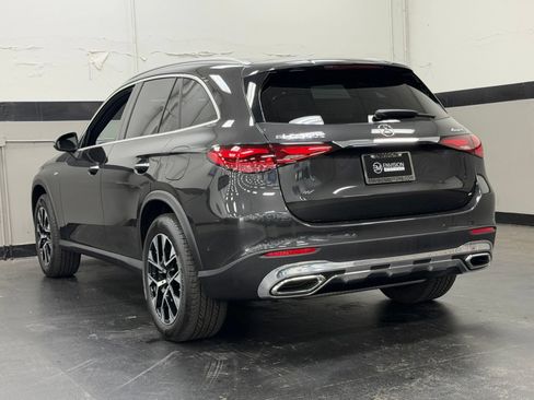 Used 2025 Mercedes-Benz GLC 350e 4MATIC image 10
