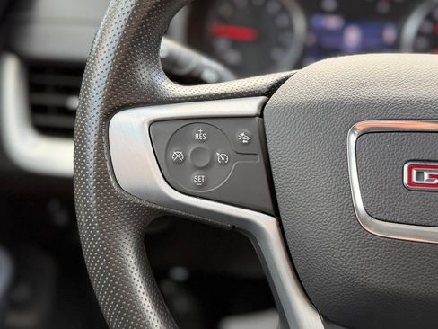 Used 2022 GMC Terrain SLE w/ Driver Convenience Package image 12