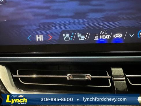 Used 2024 Chevrolet Equinox EV LT w/ Active Safety Package 3 image 15