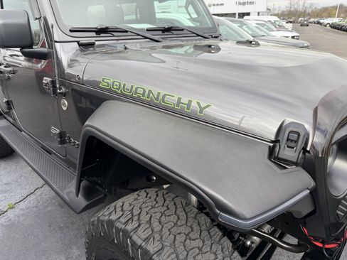 Used 2021 Jeep Wrangler Unlimited Sahara image 5