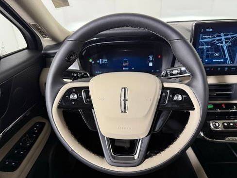 New 2026 Lincoln Corsair Premiere image 48