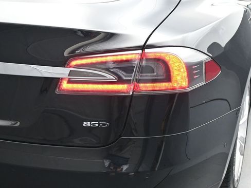 Used 2015 Tesla Model S 85D AWD/4WD image 9