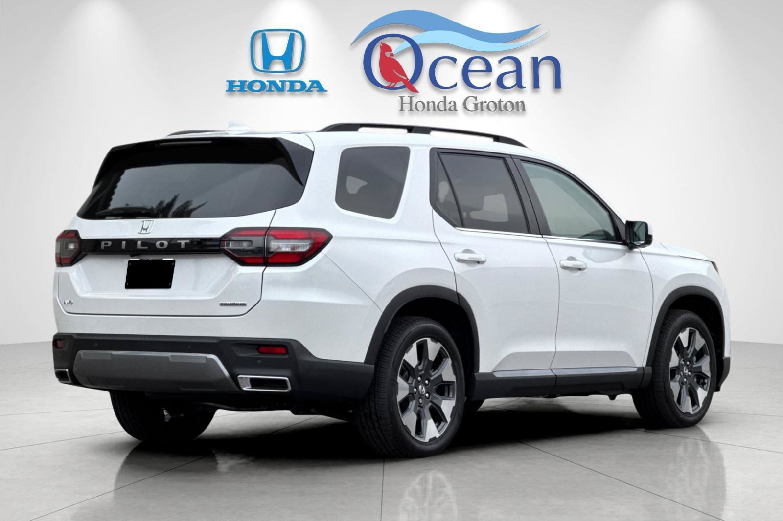 New 2026 Honda Pilot Touring image 5