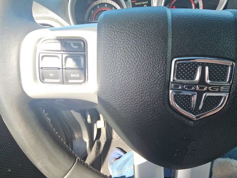Used 2018 Dodge Journey SE w/ Connectivity Group FWD image 11