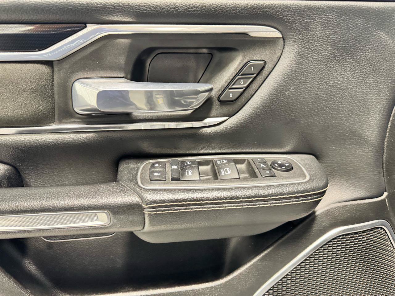 Used 2021 RAM 1500 Laramie w/ Sport Appearance Package AWD/4WD image 19