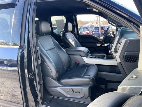 Used 2022 Ford F250 Lariat w/ Chrome Package image 10