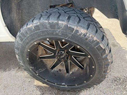 Used 2016 RAM 1500 Laramie w/ Convenience Group image 13