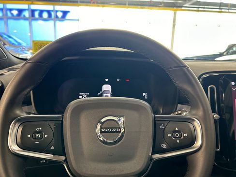 Certified 2023 Volvo XC40 Recharge Ultimate AWD/4WD image 12