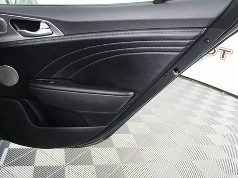 Used 2022 Kia Stinger GT2 image 52