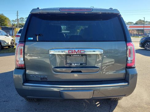 Used 2017 GMC Yukon Denali w/ Open Road Package image 5