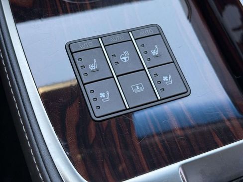 Used 2023 Lexus LS 500 image 25