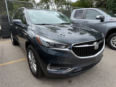 Used 2021 Buick Enclave Essence w/ Trailering Package, 5000 lbs. FWD image 1