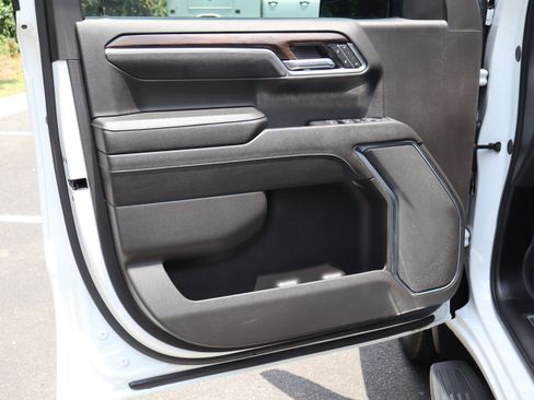 Used 2024 GMC Sierra 1500 SLT w/ Max Trailering Package AWD/4WD image 21
