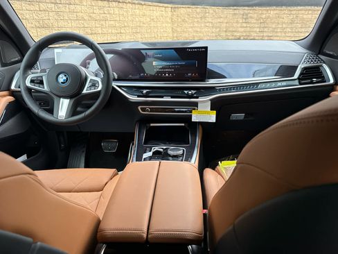New 2026 BMW X5 xDrive50e w/ M Sport Package AWD/4WD image 10