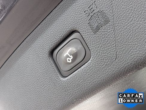 Used 2020 Ford Edge SEL w/ Convenience Package AWD/4WD image 15